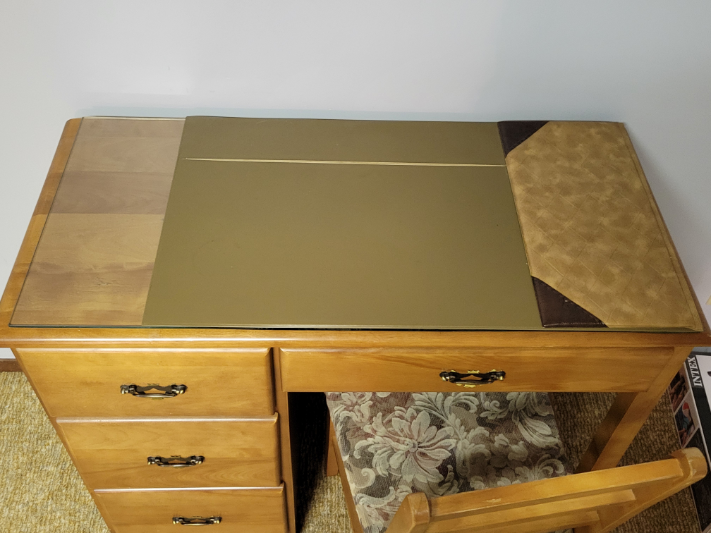 Vintage Childrens Study Desk - photo 2