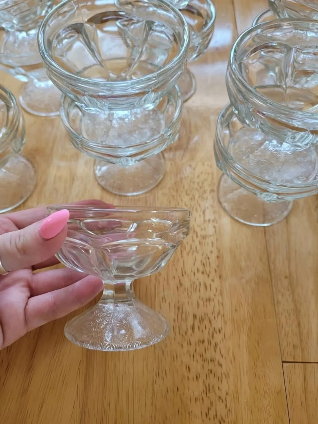 Set of 12 Vintage Dessert Bowls thumbnail