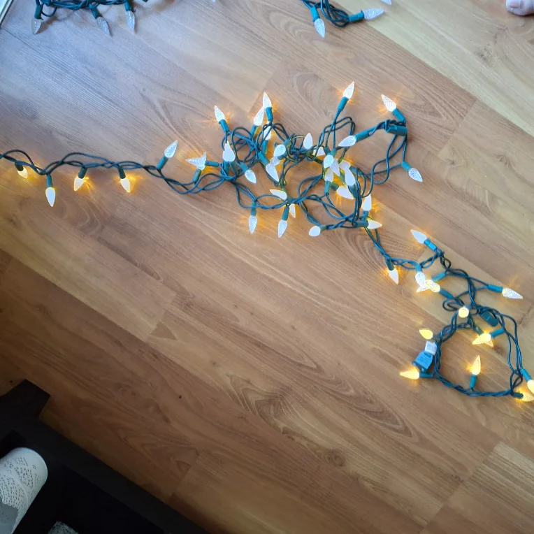 String Lights 3 sets $5 each image indicator(4)