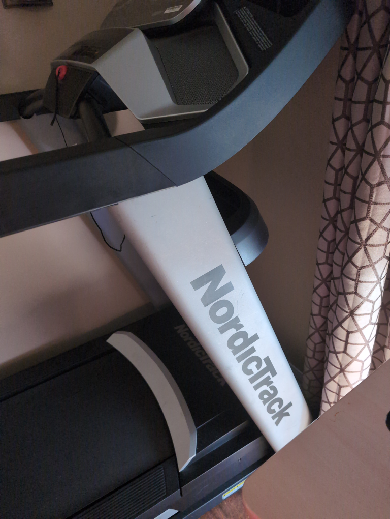NordicTrack EXP 7i folding Treadmill - photo 4