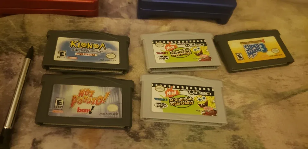 Game Boy Advance SP + Games image indicator(4)