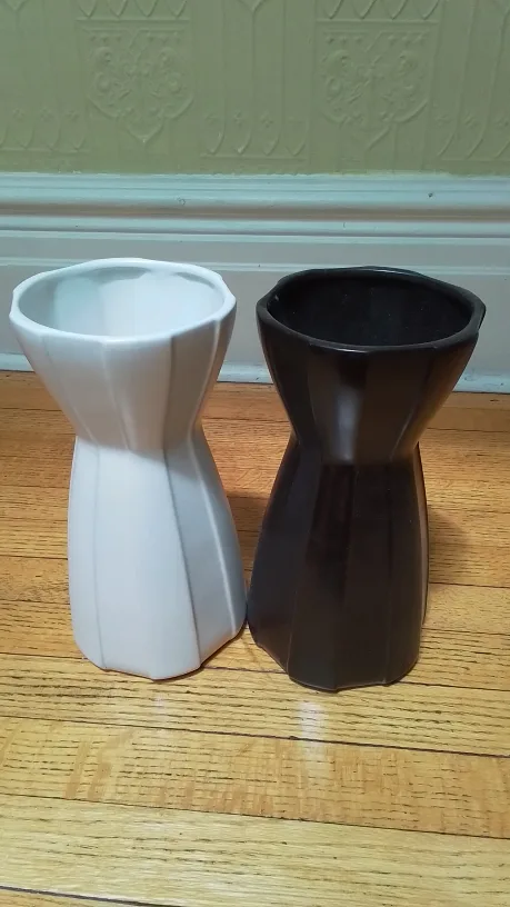 Umbra Bud Vase - White & Black image indicator(2)