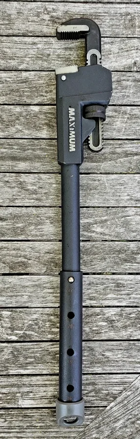 MAXIMUM Extendable Pipe Wrench thumbnail