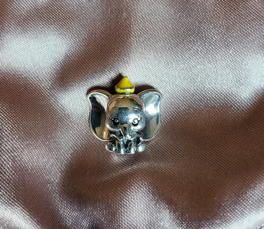 Pandora Disney Dumbo Charm thumbnail