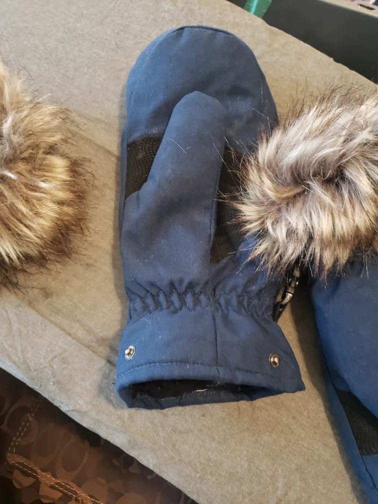 Weather Edge Mittens with Faux Fur Trim thumbnail