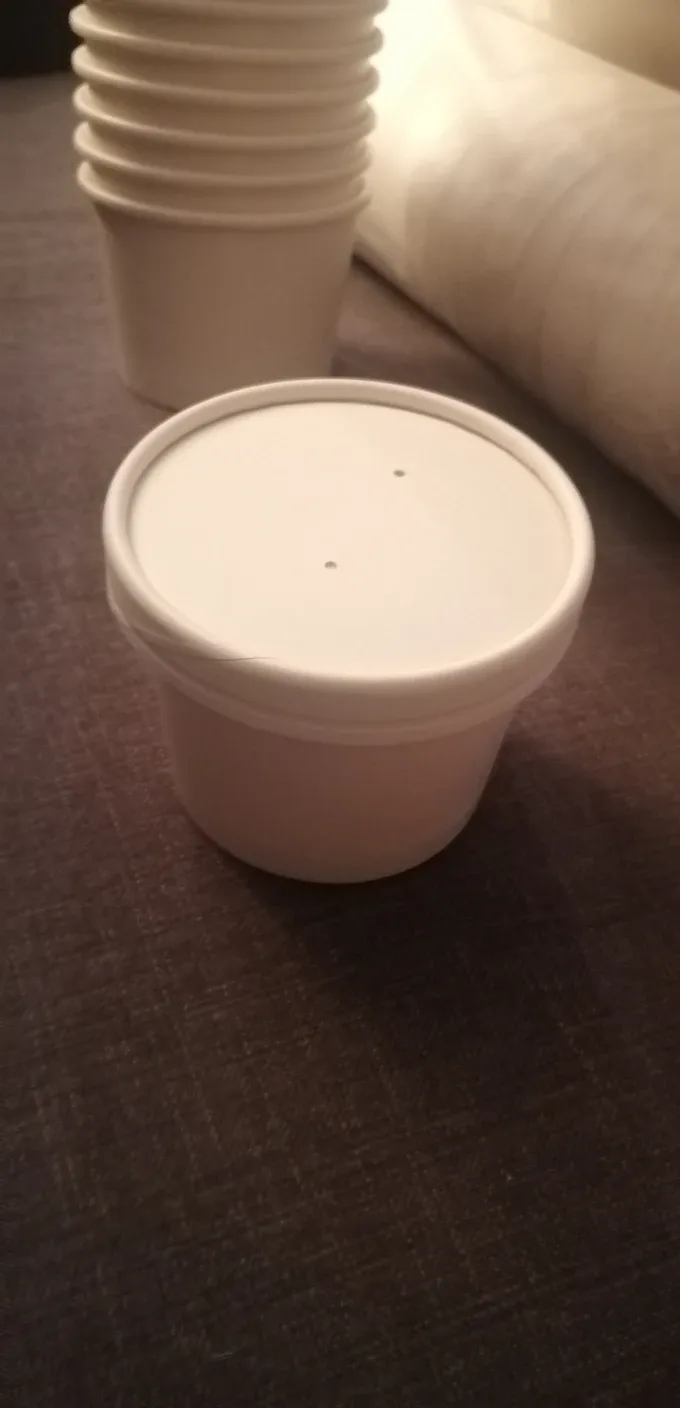White Paper Food Containers with Lids thumbnail
