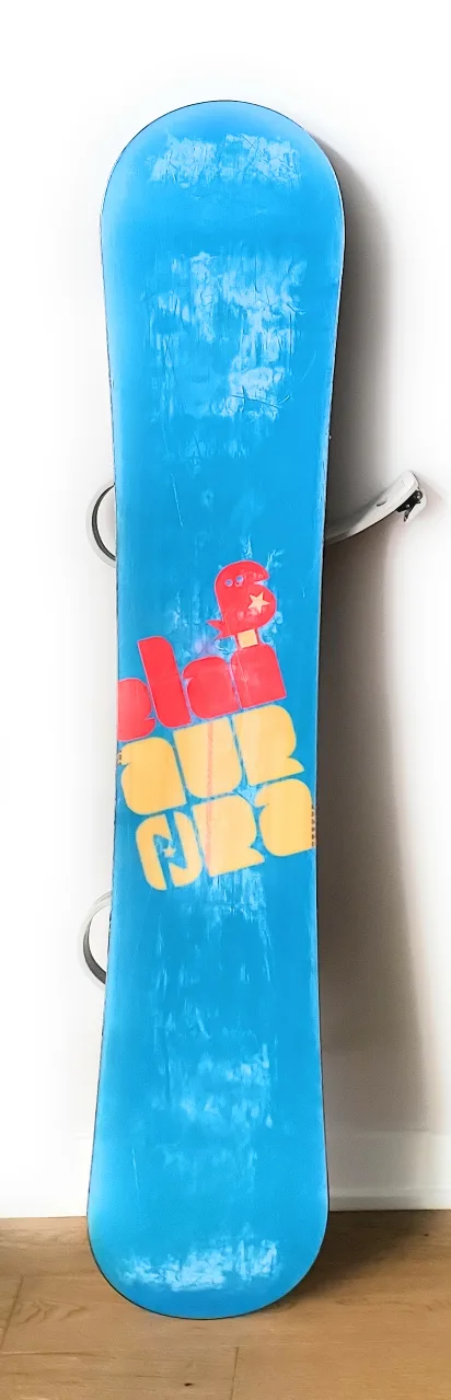 Elan Auro  Snowboard with Bindings.  57 inches image indicator(3)