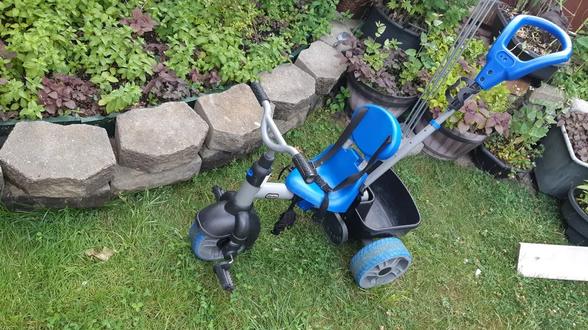 Little Tikes 4-in-1 Trike - Blue thumbnail