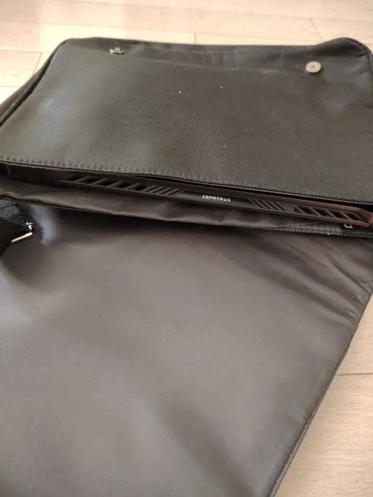 Large laptop Bag - Black image indicator(5)