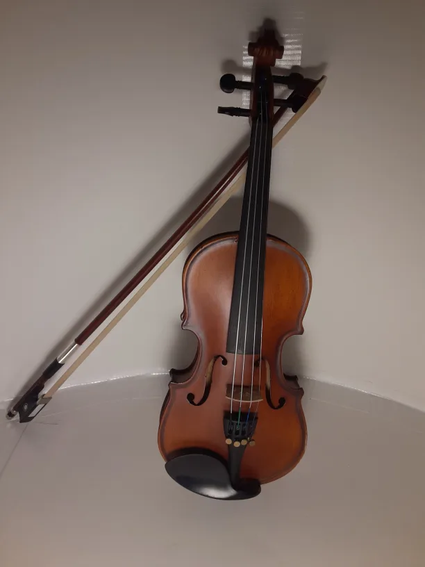 Fiddle/Violin[Aileen] + Case, Bow & Resin | 1/10 [Very Small] image indicator(3)