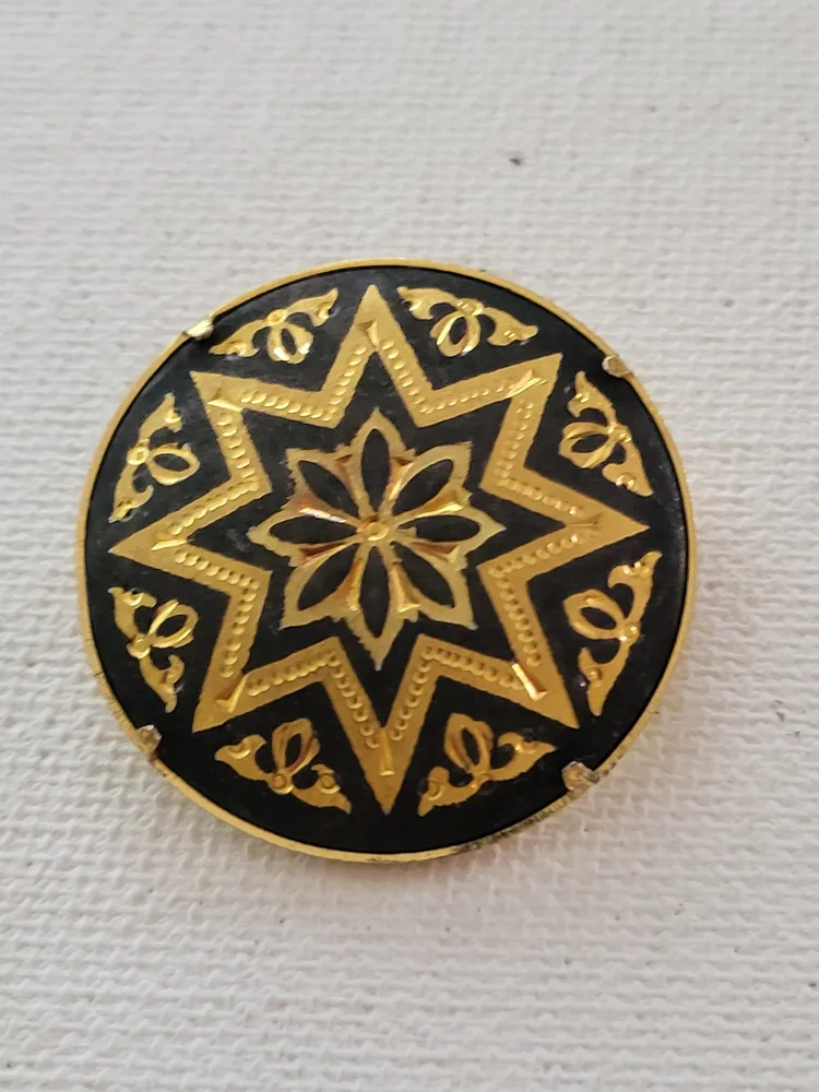 Vintage Round Starburst Brooch thumbnail