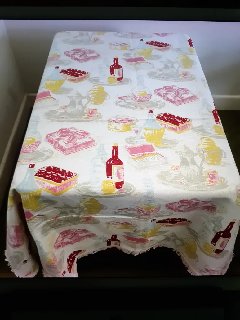 Vintage Dessert Print Tablecloth image indicator(2)