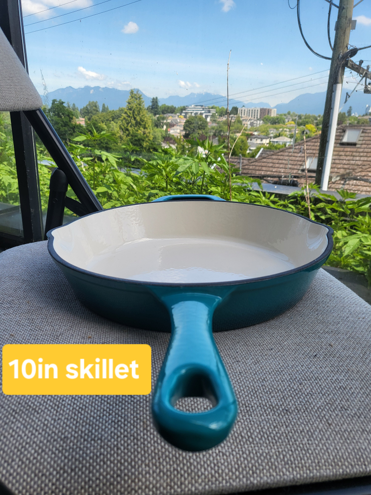 Brand New 2 Tramontina  Cast Iron Skillets – 2-Piece Set! - photo 5