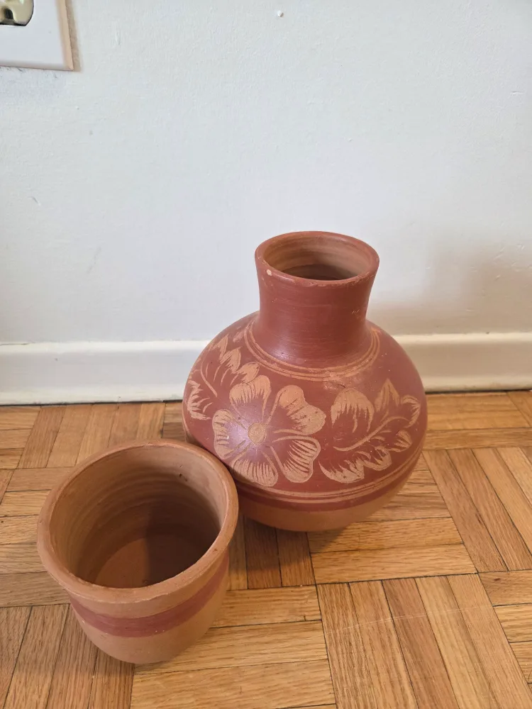 Handmade Clay Vase and Cup Set image indicator(2)
