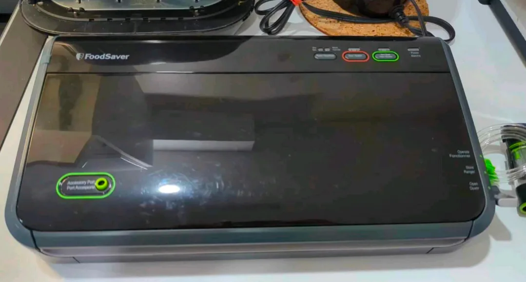 FoodSaver Food Vacuum Sealer thumbnail