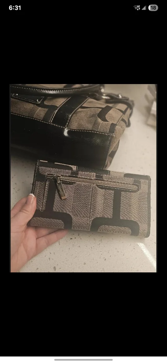 purses- Womens image indicator(9)