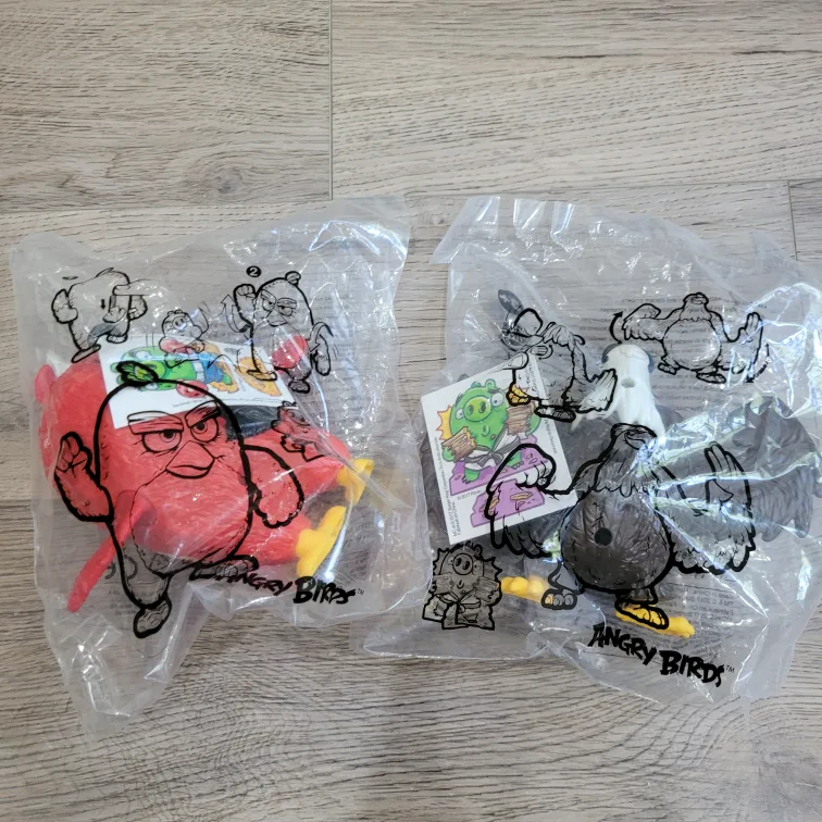 2pcs Lot Angry Birds McDonald's Toy image indicator(3)