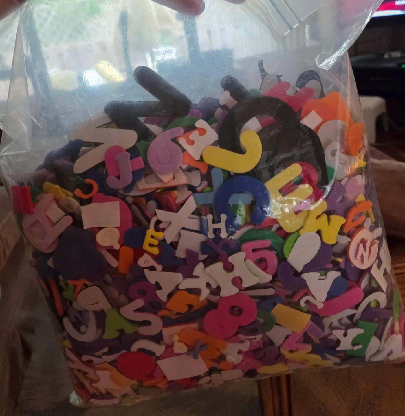 Bag of Foam Letters & Numbers thumbnail