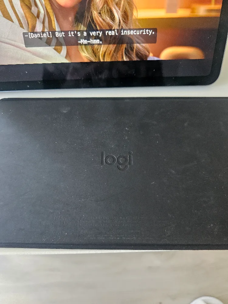 Logitech Keys-To-Go Ultra-Portable Keyboard image indicator(5)