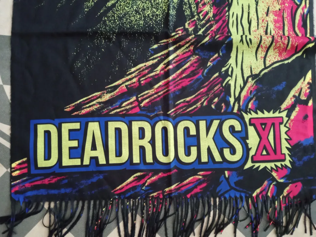 Deadrocks XI Pashmina thumbnail