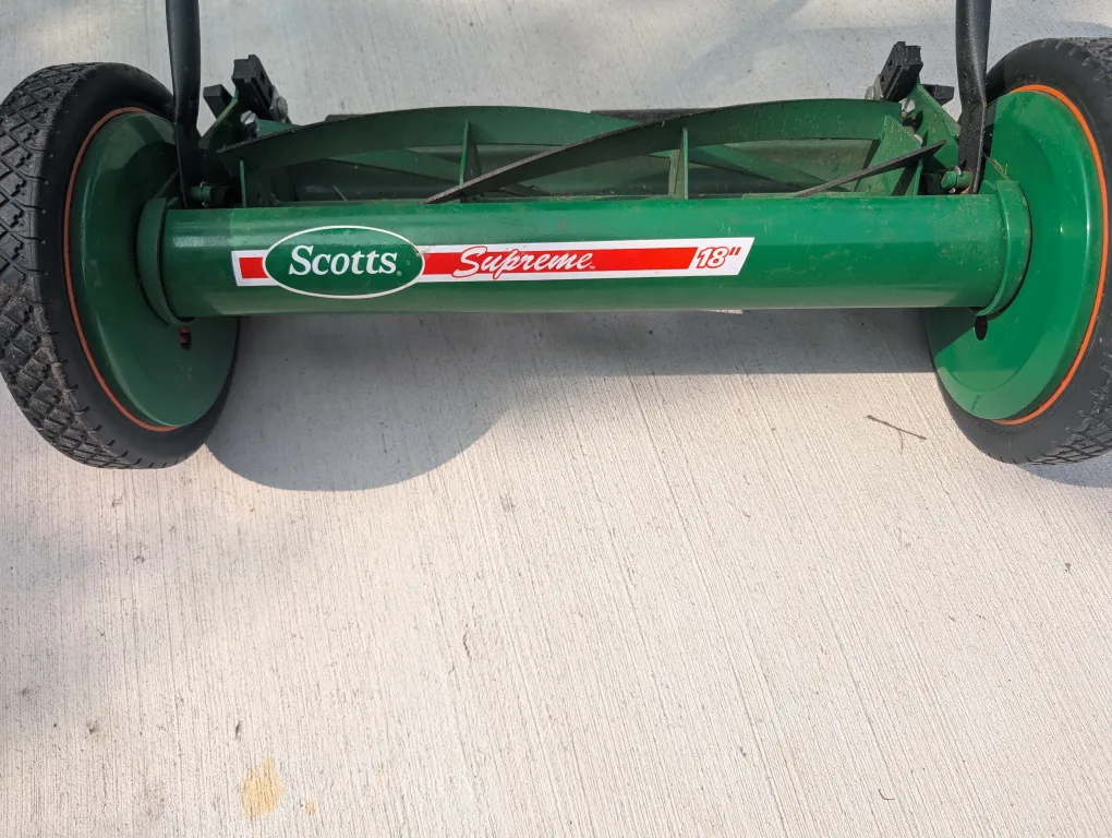 Scotts Supreme 18" Push Reel Lawn Mower image indicator(3)