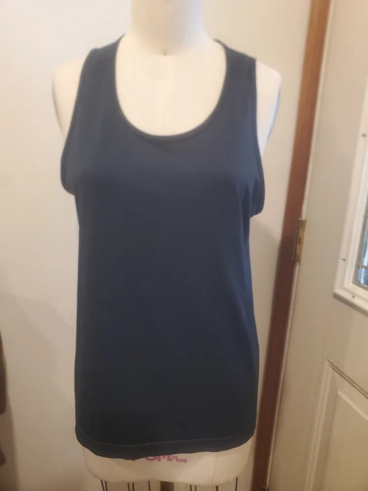 mens med Lululemon thumbnail
