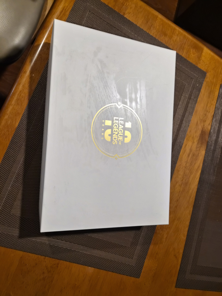 League of Legends 10 Year Anniversary Light Box