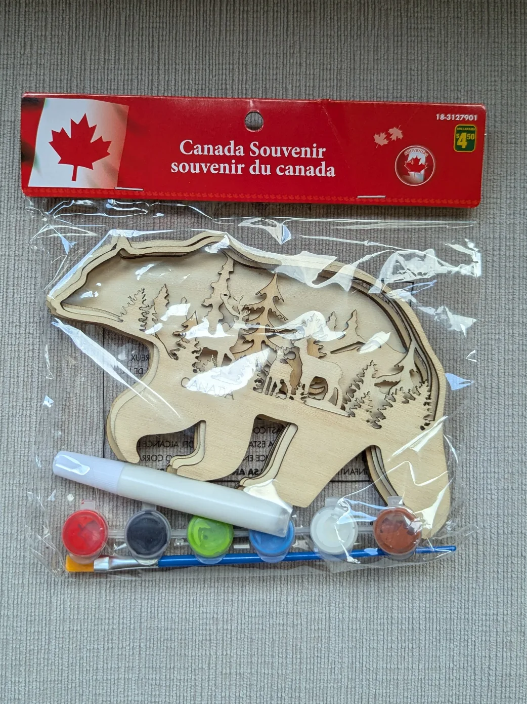 Brand New Canada Souvenir Bear Paint Kit thumbnail