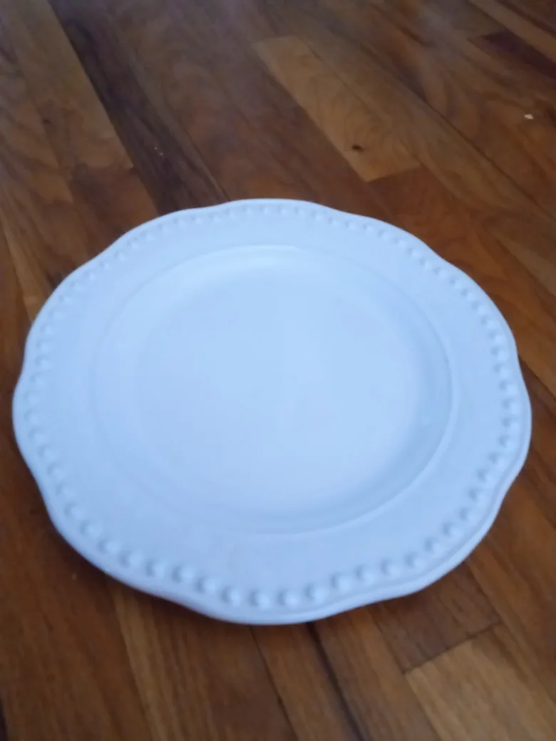 White Decorative Plate thumbnail