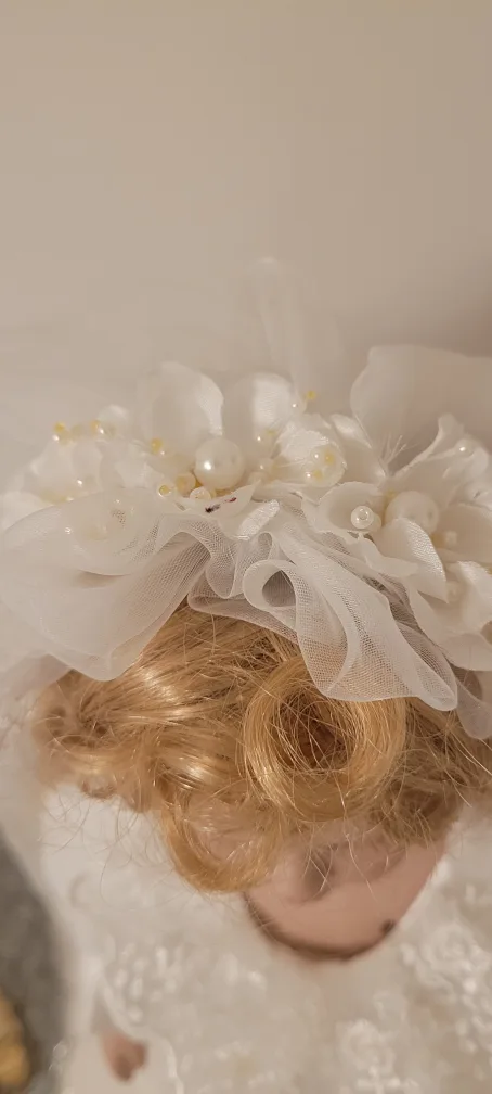 Porcelain Bride Doll 🇨🇦🍁 image indicator(5)