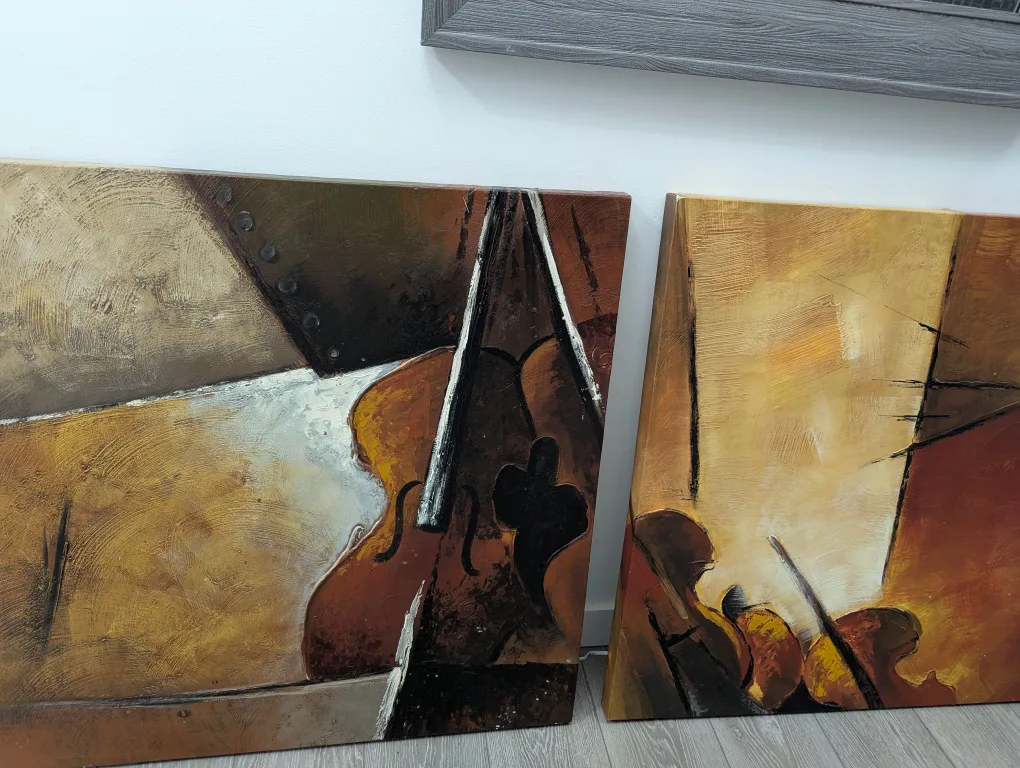 Abstract Violin Paintings - Set of 2 image indicator(3)
