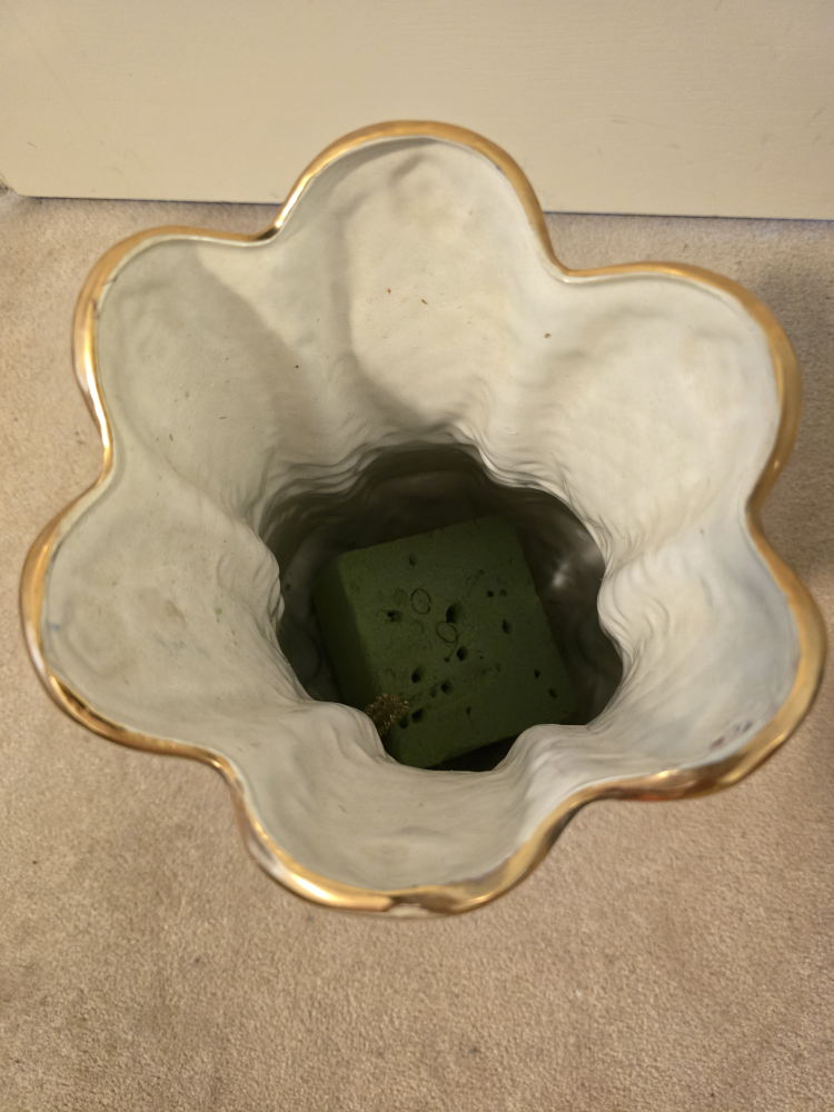 Vintage Floral Vase - photo 2