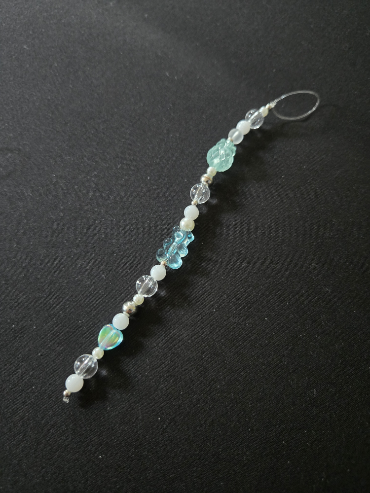 Handmade Beaded Phone Charm - photo 4