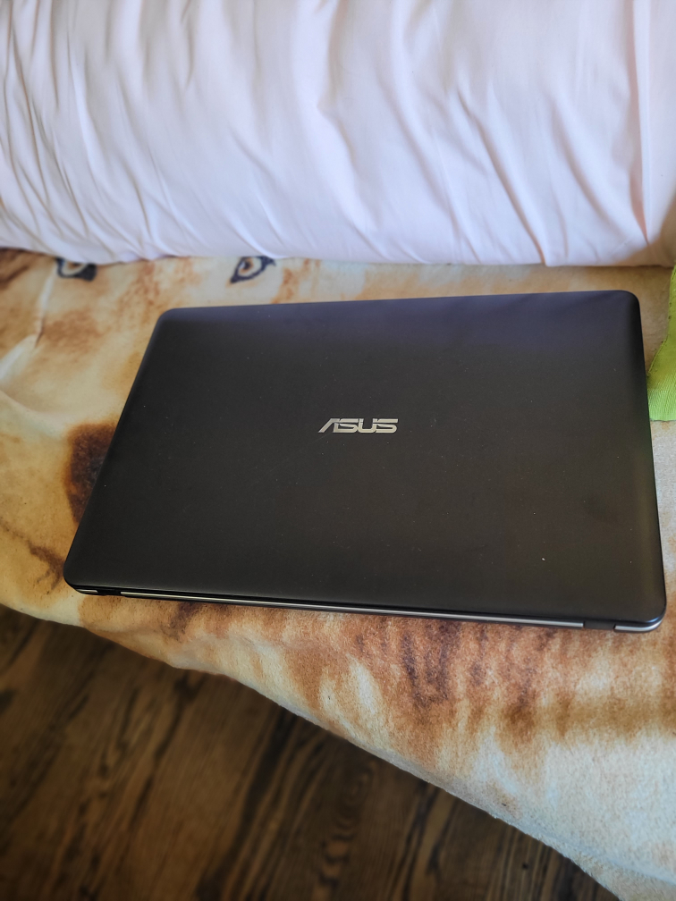Asus Laptop