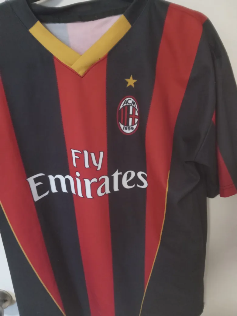 AC Milan Ronaldinho #80 Jersey thumbnail