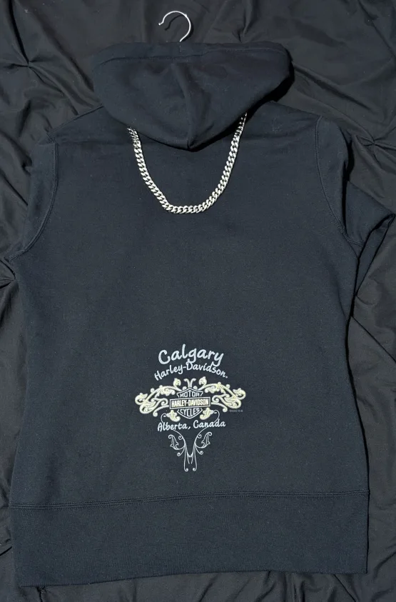 Harley-Davidson Zip-Up Hoodie + Cuban Link Chain image indicator(2)