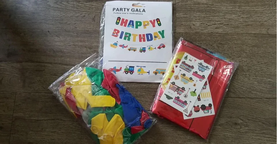 Party Gala Happy Birthday Decoration Set thumbnail