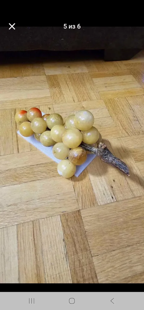 Italian Antique Vintage Grape Cluster Sculpture image indicator(4)