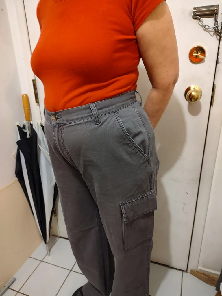 Levi Strauss & Co. Grey Cargo Pants image indicator(2)