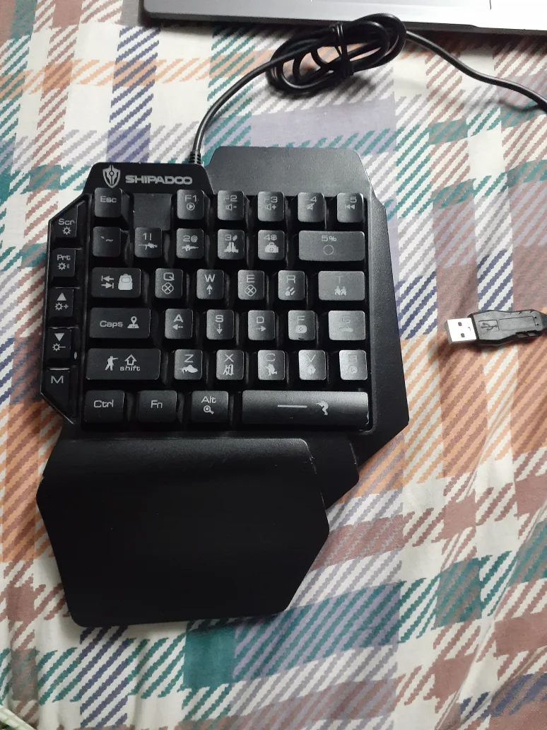 SHIPADOO Gaming Keypad - Black image indicator(2)