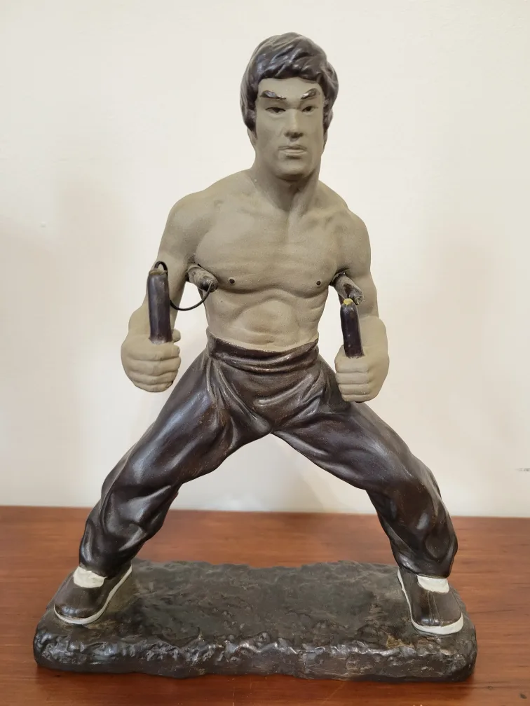 Bruce Lee Statue Figurine Set of 3 image indicator(9)