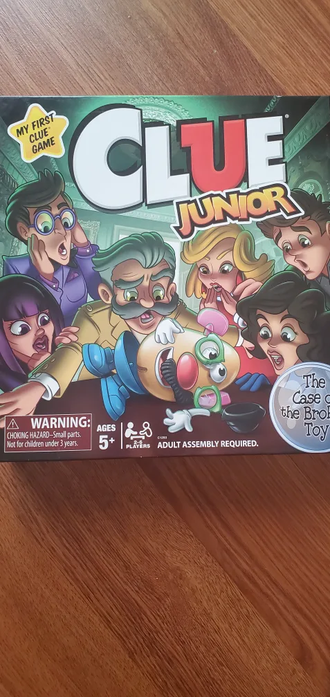 Clue Junior Board Game image indicator(5)