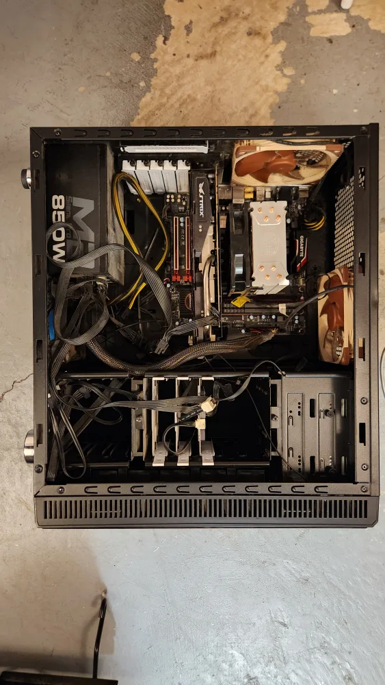 Custom Built PC - GTX970, I5-6600, 16GB RAM, Large ATX Case image indicator(3)