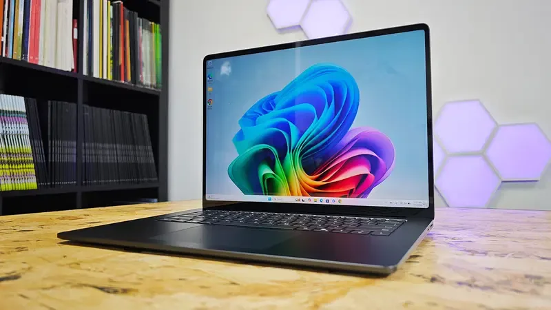 Microsoft Surface Laptop 7th Edition Copilot+ PC thumbnail