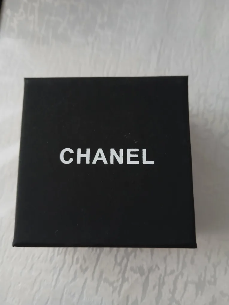 Chanel CC Logo Rhinestone Earrings image indicator(4)