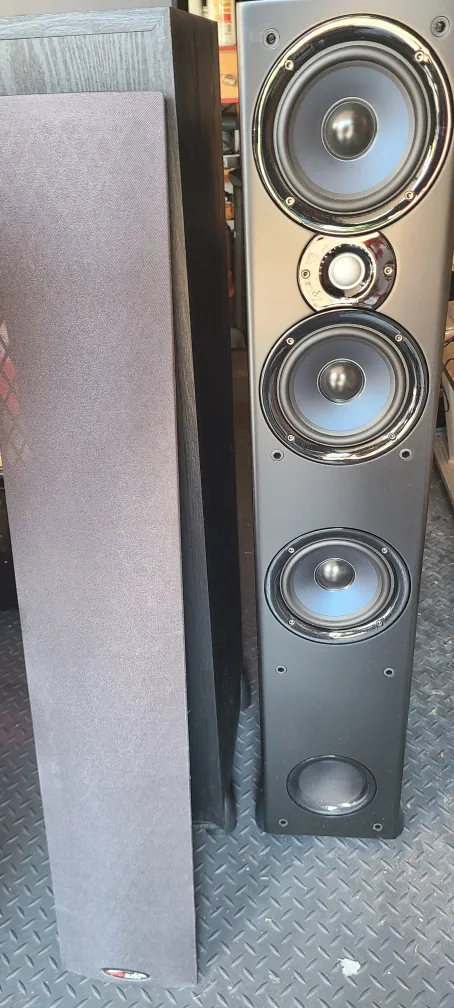Polk Audio T600 Tower Speakers - Pair thumbnail