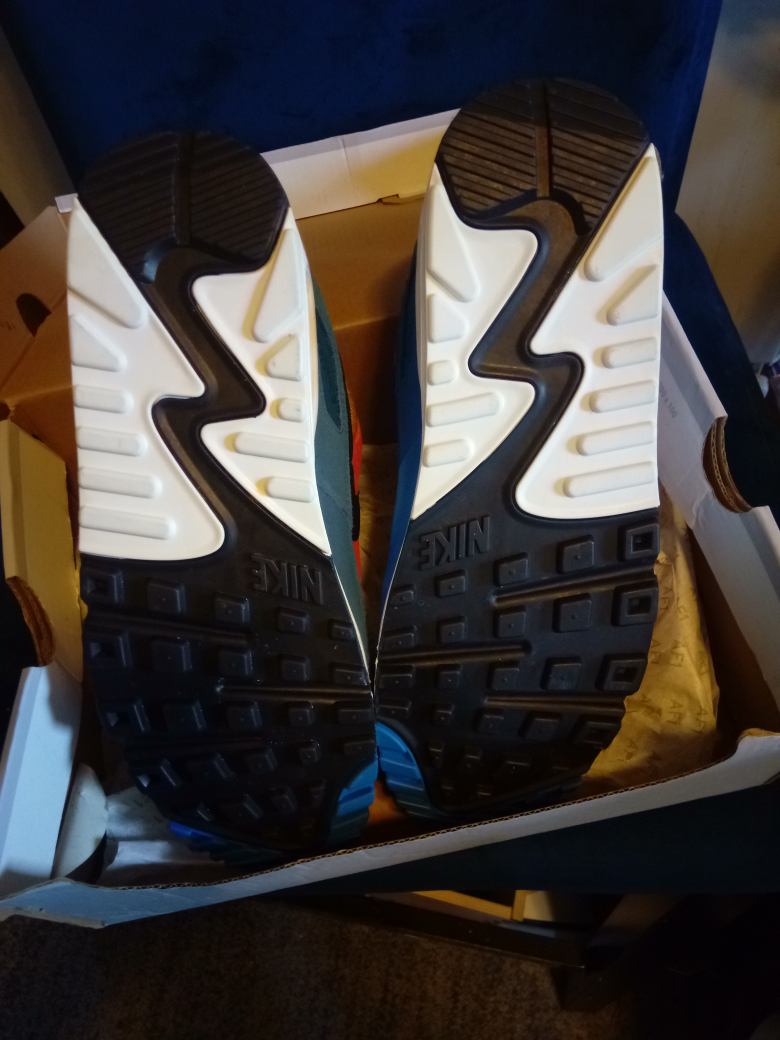 Nike Air Max 90 Size 8.5 - photo 3