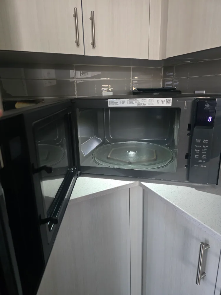 LG NeoChef Countertop Microwave - Black image indicator(3)