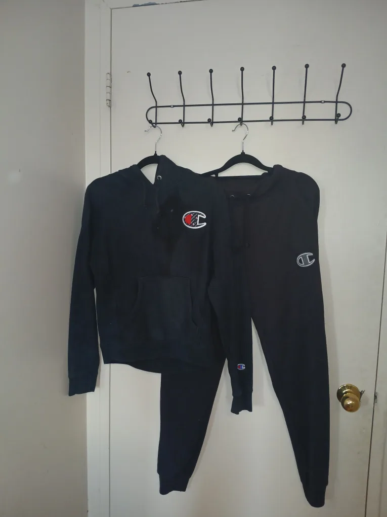 Champion Black Hoodie and Sweatpants Set thumbnail