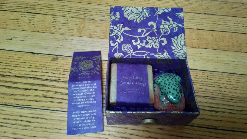 Soothing Sandalwood Soap Set with Ceramic Frog thumbnail